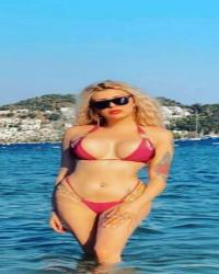 Esra — Kuşadası escort profil görseli